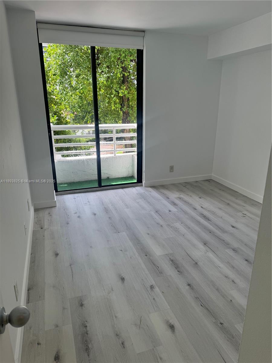 PARC CENTRAL AVENTURA EAS - Residential Lease
