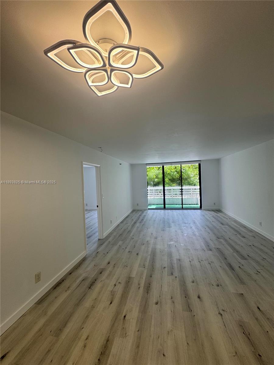PARC CENTRAL AVENTURA EAS - Residential Lease