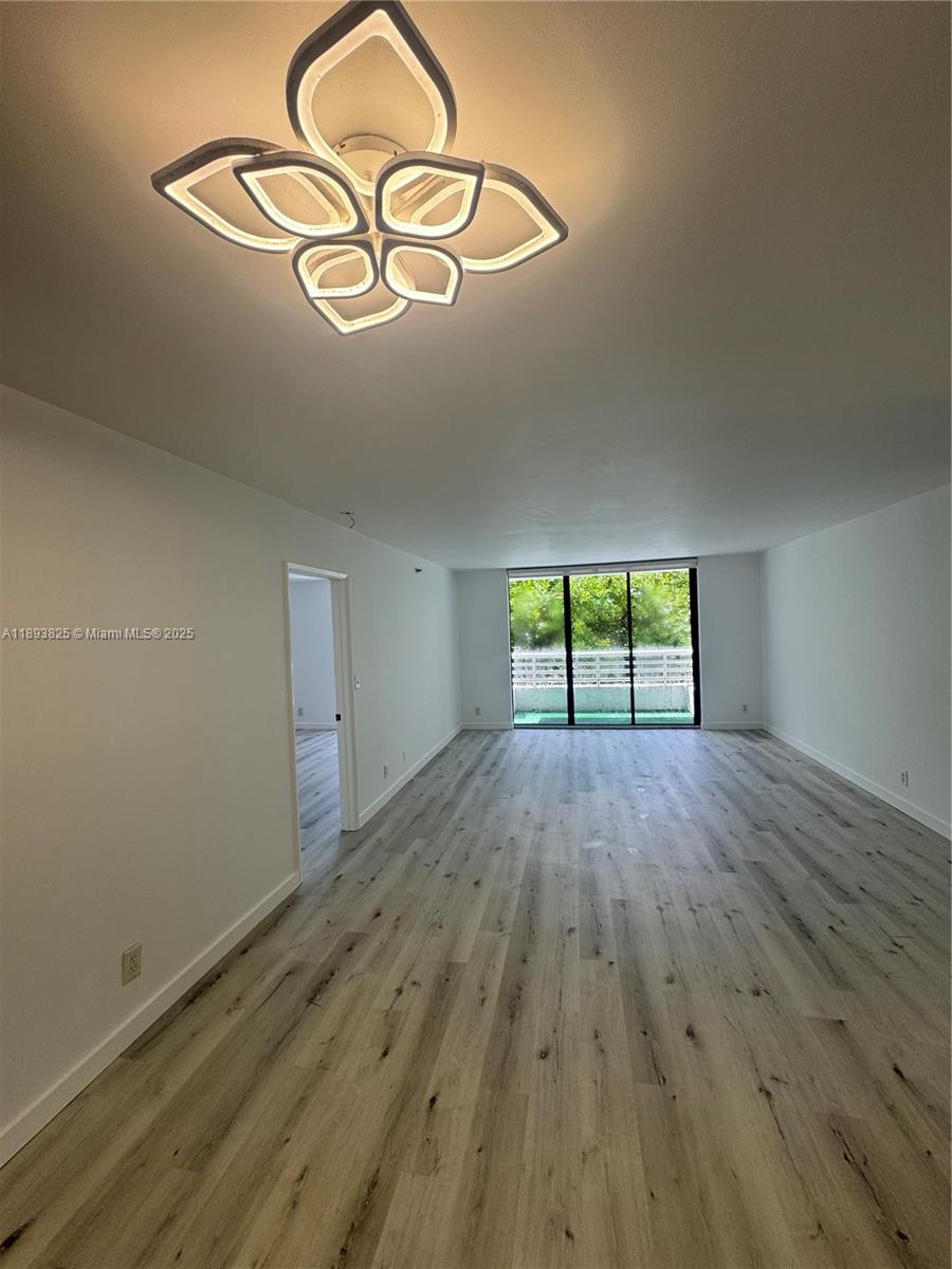 PARC CENTRAL AVENTURA EAS - Residential Lease