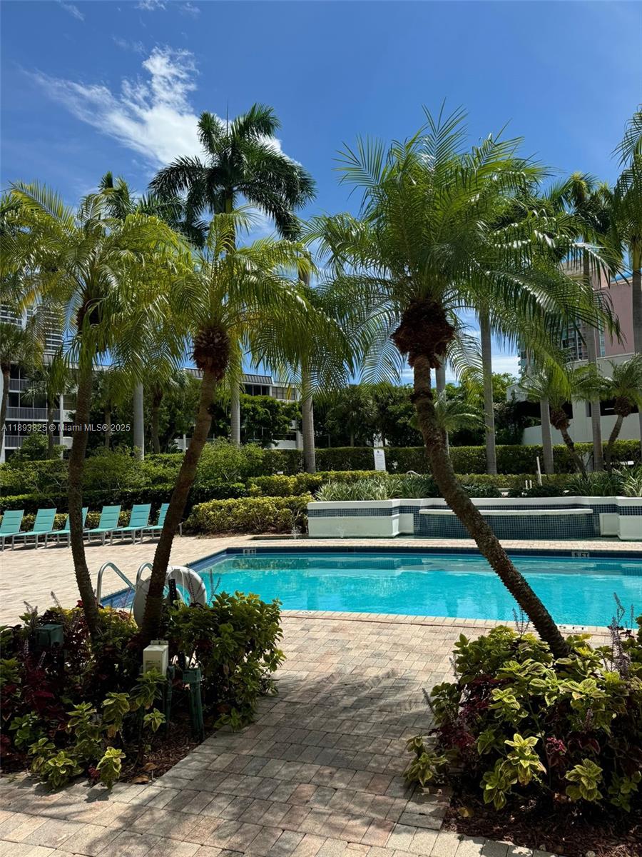 COZY OASIS IN THE HEART OF AVENTURA WITH GREEN BALCONY.OUTSTANDING 2/2 FEATURING A SPLIT PLAN.
BRAND NEW FLOORING. GRANITE COUNTERTOP IN KITCHEN,NEW APPLIANCES, LAUNDRY INSIDE UNIT, IN
REMODELED BUILDING WITH SOPHISTICATED SECURITY SYSTEM, NICE LOBBY AND MODERN ELEVATORS BIG
WALK IN CLOSET AND CLOSE TO SHOPPING. ACROSS THE STREET FROM AVENTURA MALL. EASY ACCESS TO
GOLF COURSE, PARK, BEACH AND MORE. COMPLEX FEATURES 2 LAGOON STYLE POOLS, GYM WITH NEW
EQUIPMENT, SECURITY, VALET PARKING AND MORE.