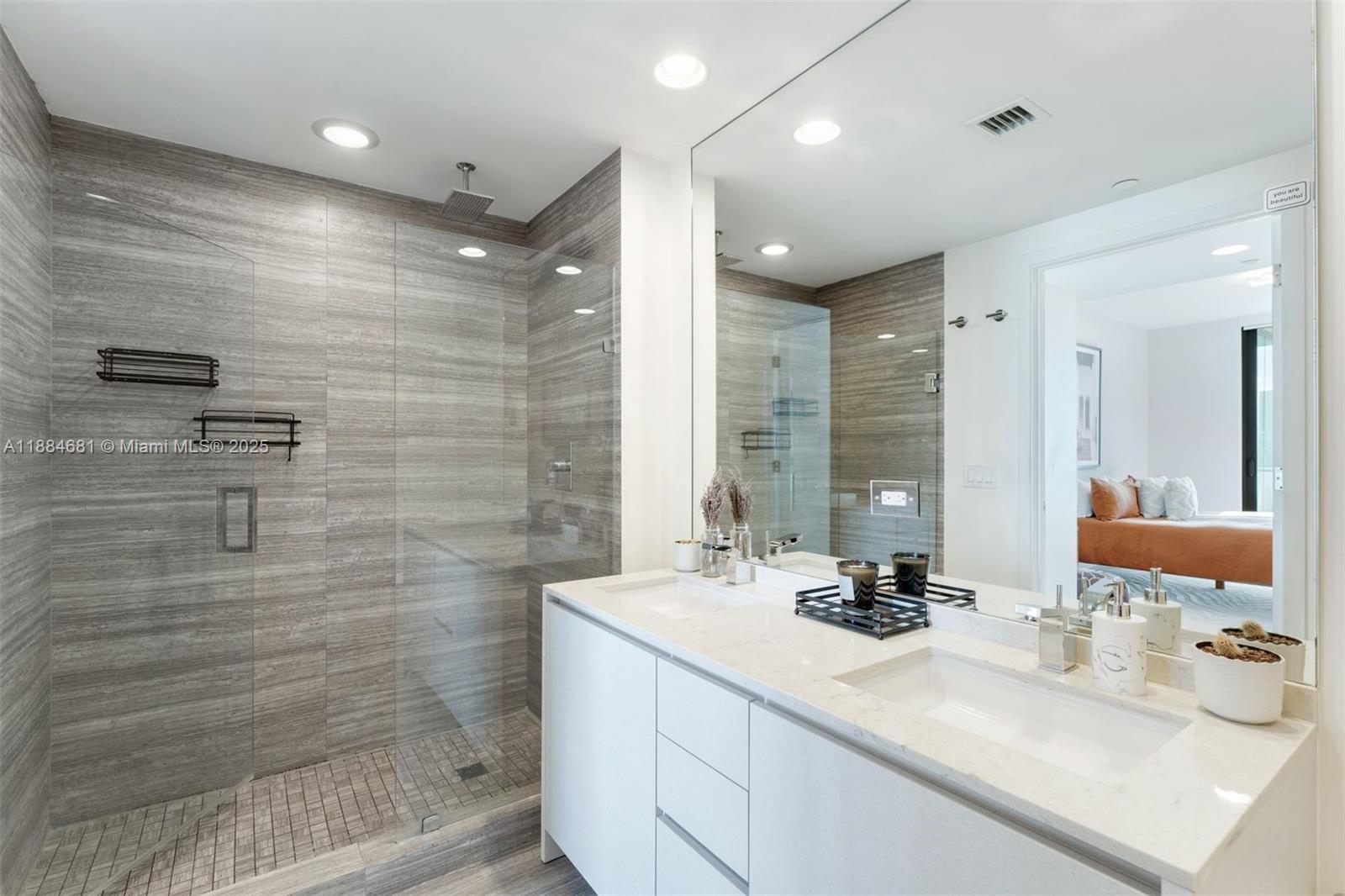 1010 BRICKELL CONDO - Residential