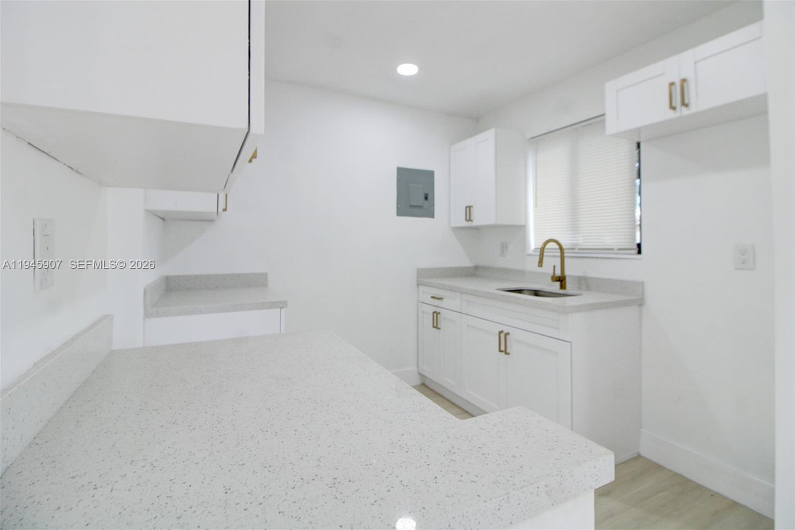 GOLDEN HEIGHTS HOMES - Residential