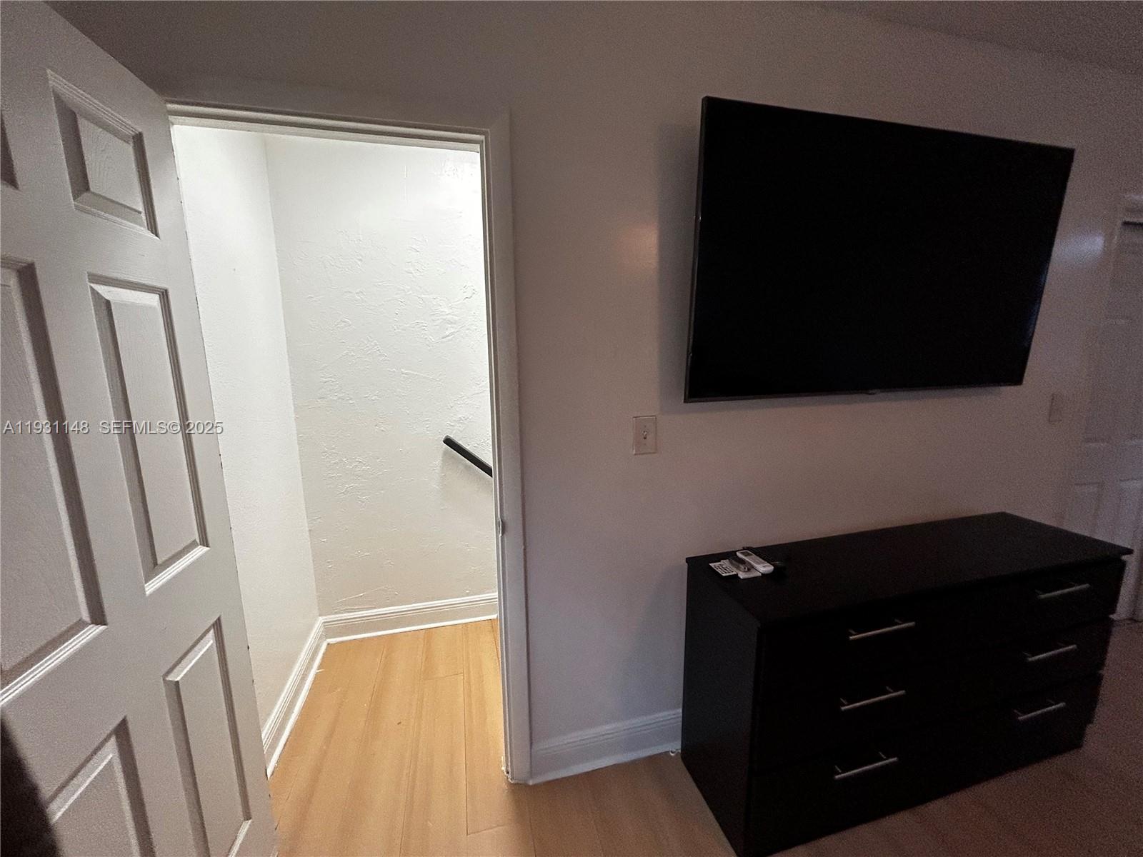 MELROSE PARK ESTATES - Residential Lease