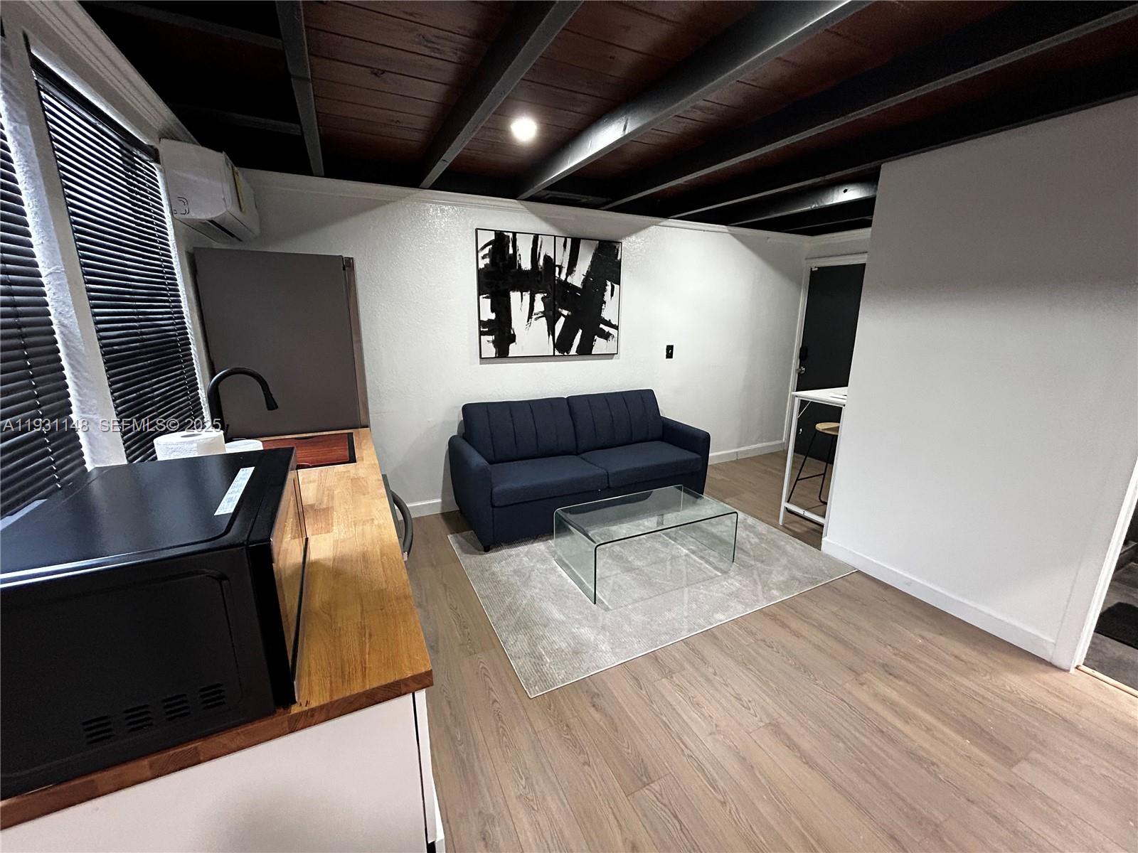 MELROSE PARK ESTATES - Residential Lease