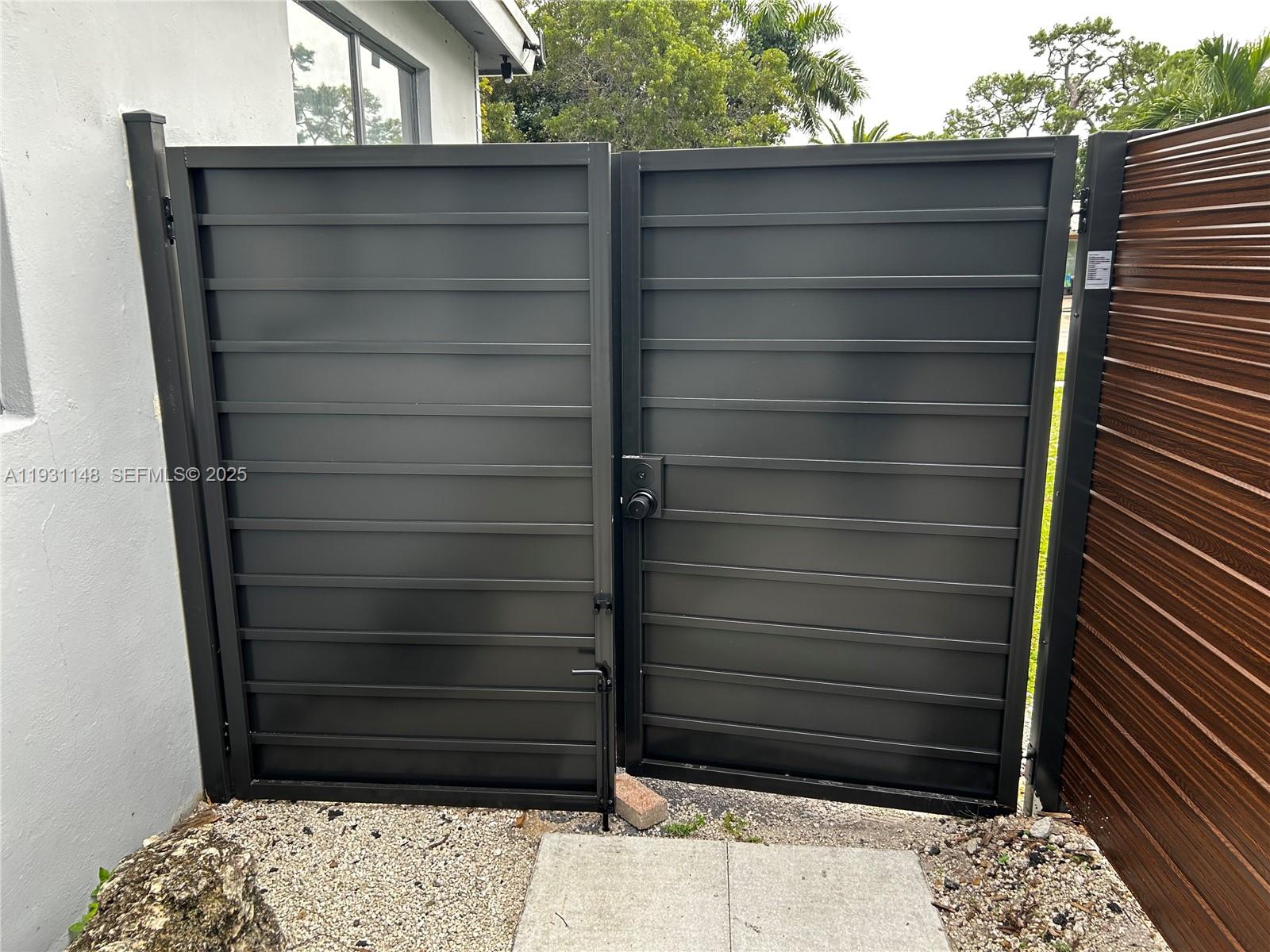 MELROSE PARK ESTATES - Residential Lease