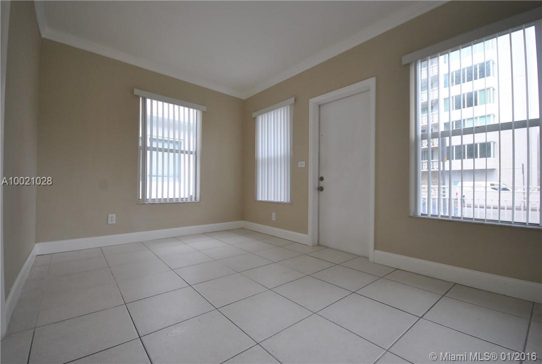 2 53 42 HAYNSWORTH BEACH - Residential Lease