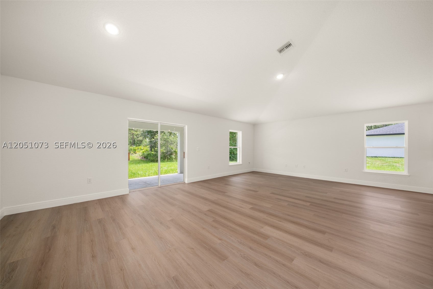 5526 Cortez Blvd.