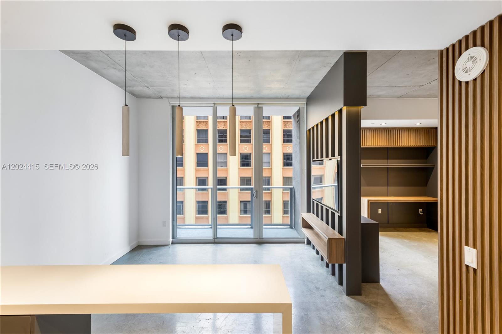 CENTRO CONDO - Residential Lease