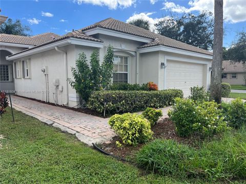 13182 La Sabina Dr Delray Beach FL 33446