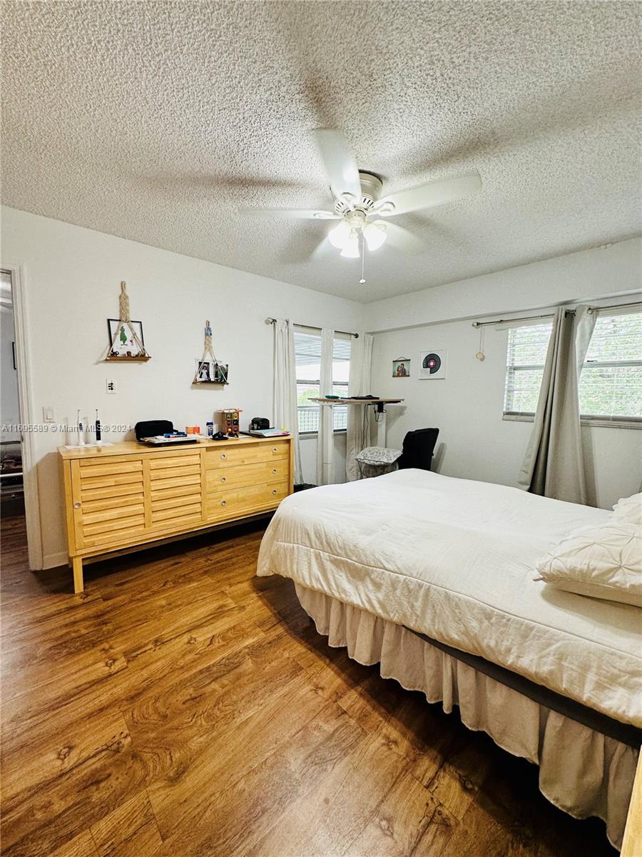 CAMBRIDGE AT CENTURY VILL - Residential