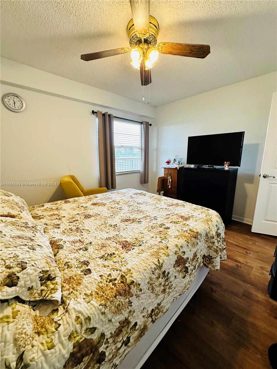 CAMBRIDGE AT CENTURY VILL - Residential