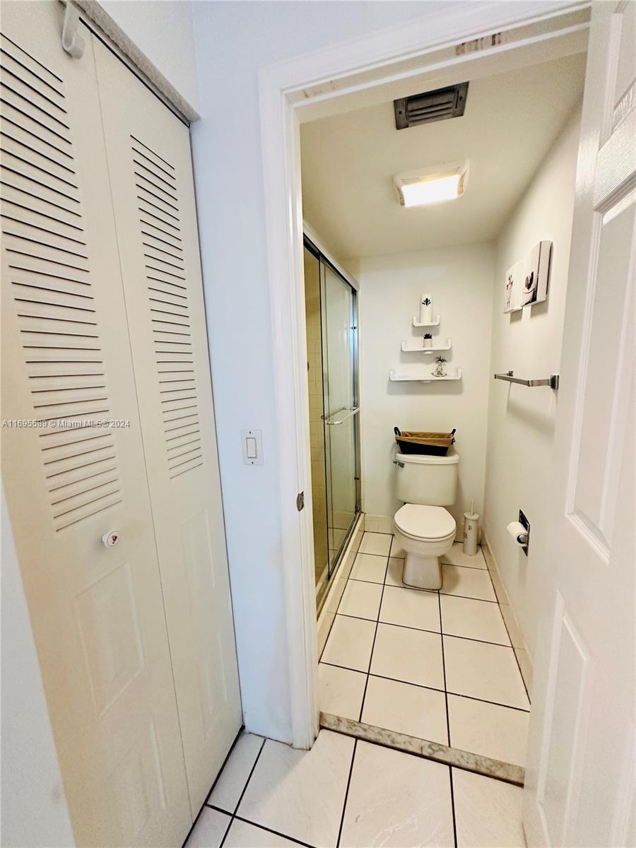 CAMBRIDGE AT CENTURY VILL - Residential