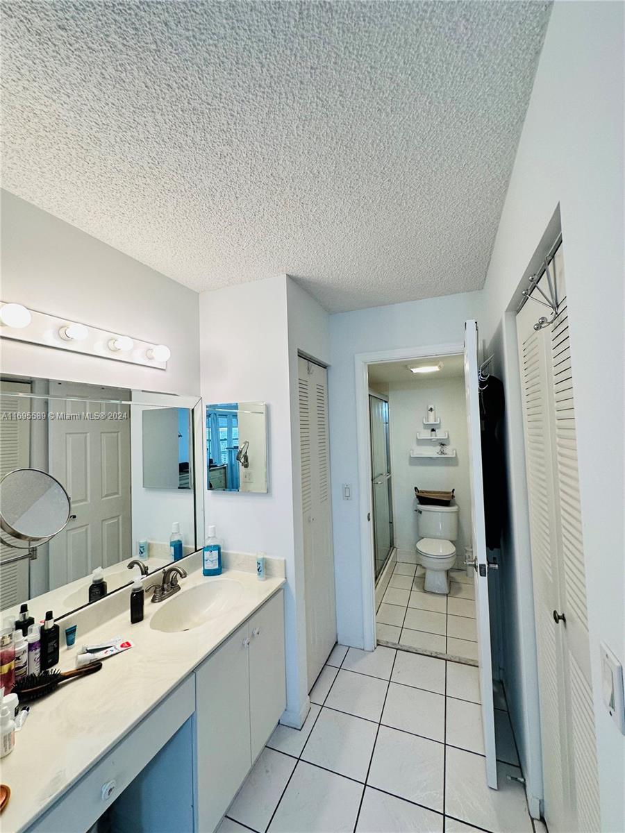 CAMBRIDGE AT CENTURY VILL - Residential