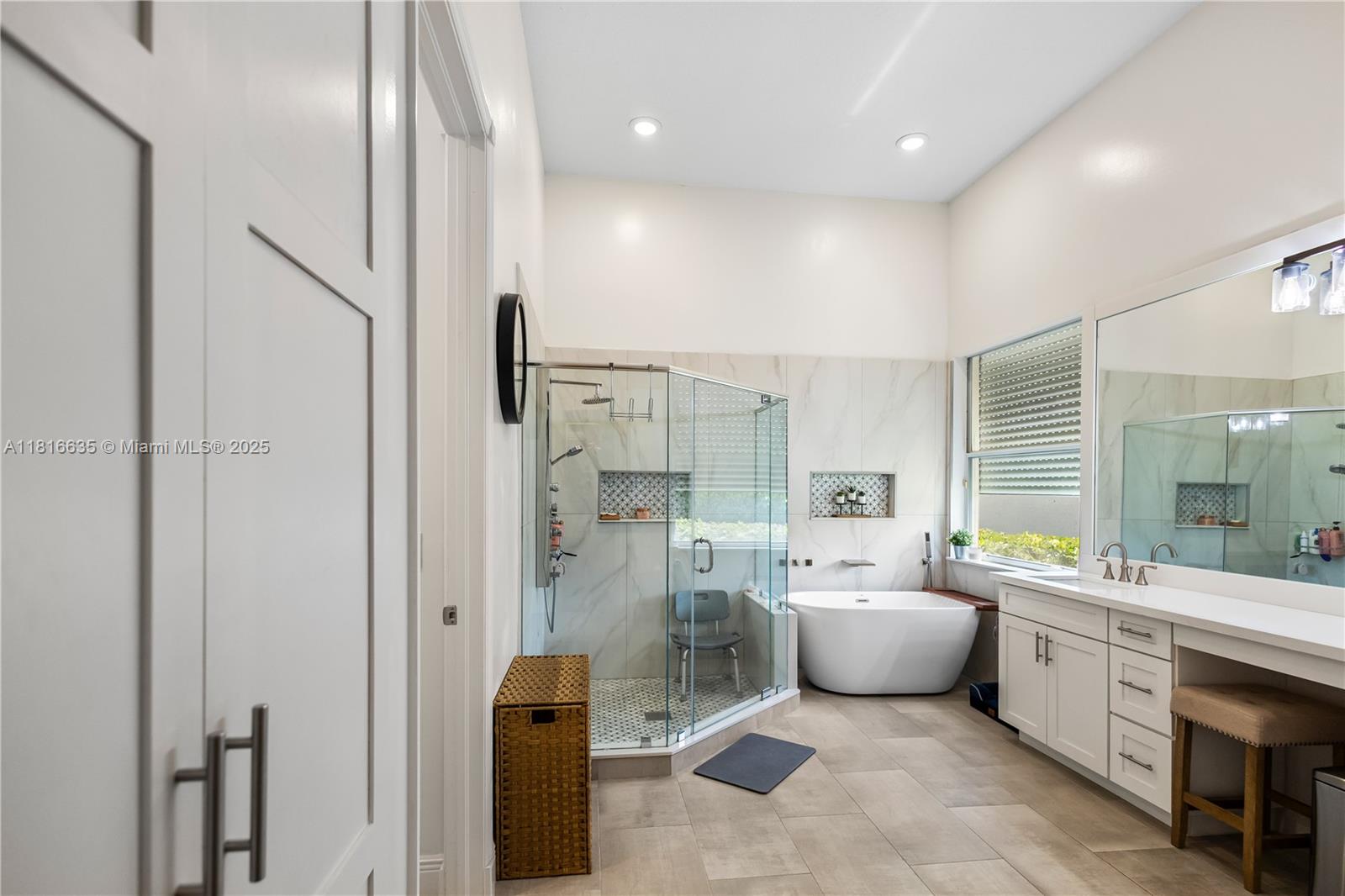 SHORES AT BOCA RATON PH 2 - Residential
