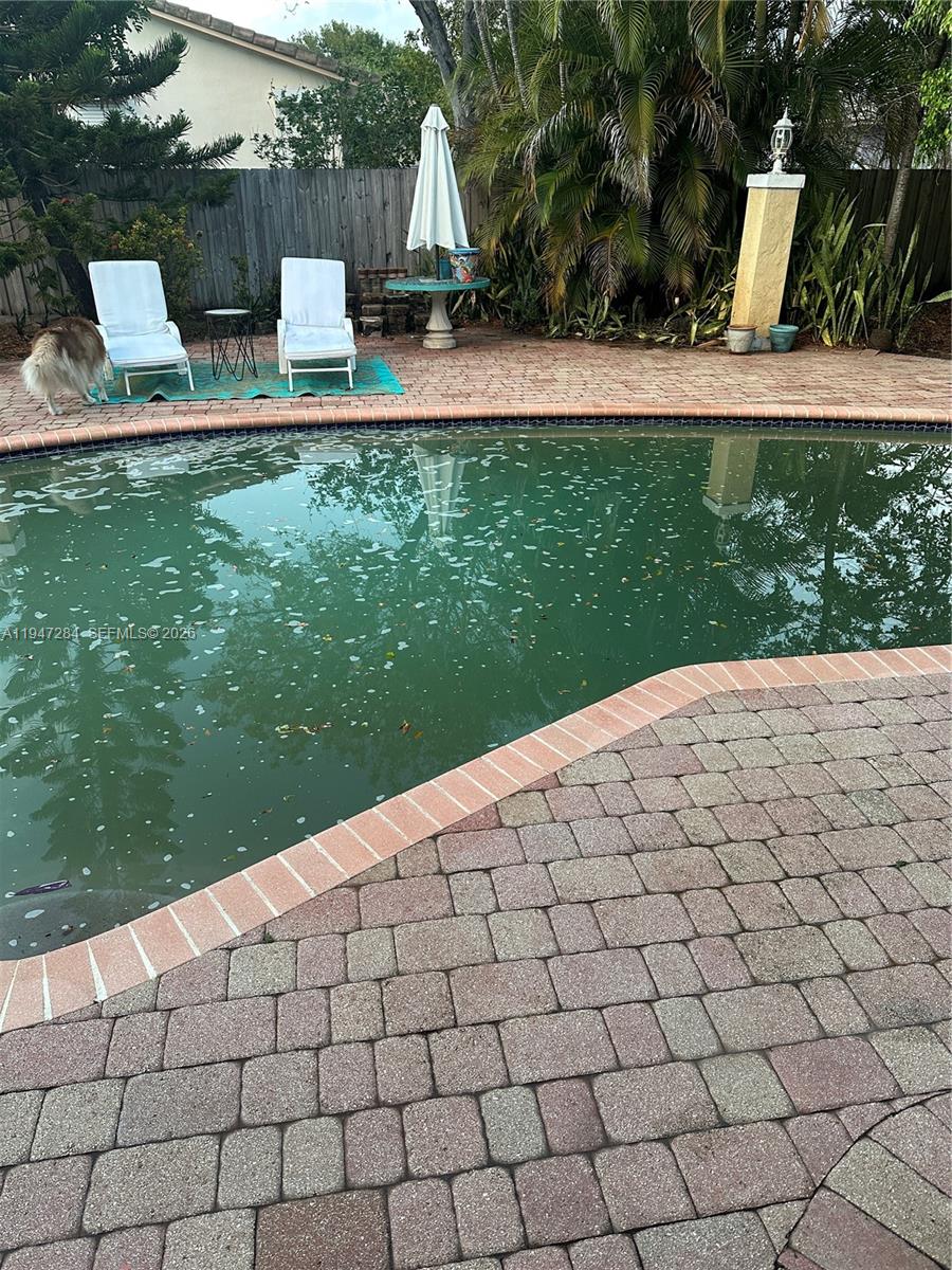 HILLSBORO KINGS VILLAGE - Residential