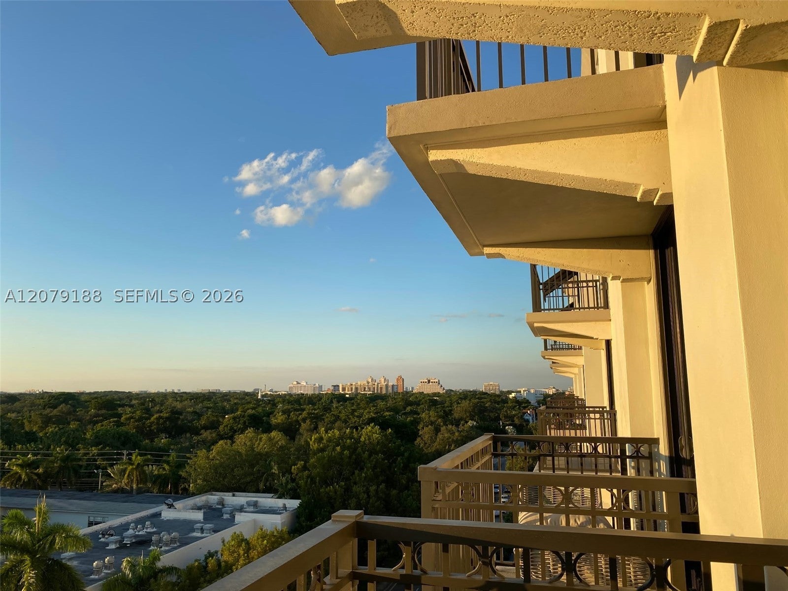 301 Altara Ave 725