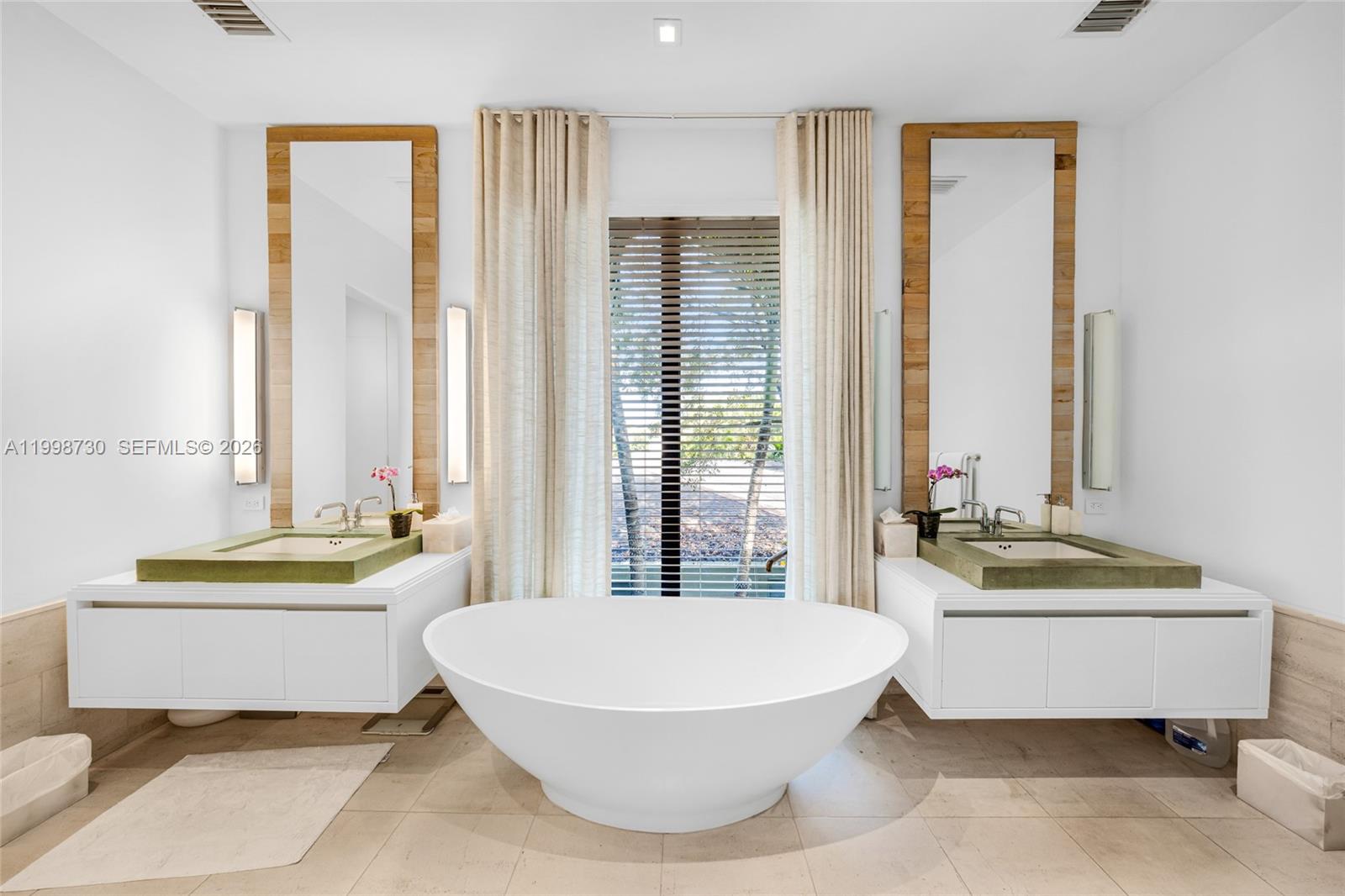 NAUTILUS EXTENSION 4TH - Residential