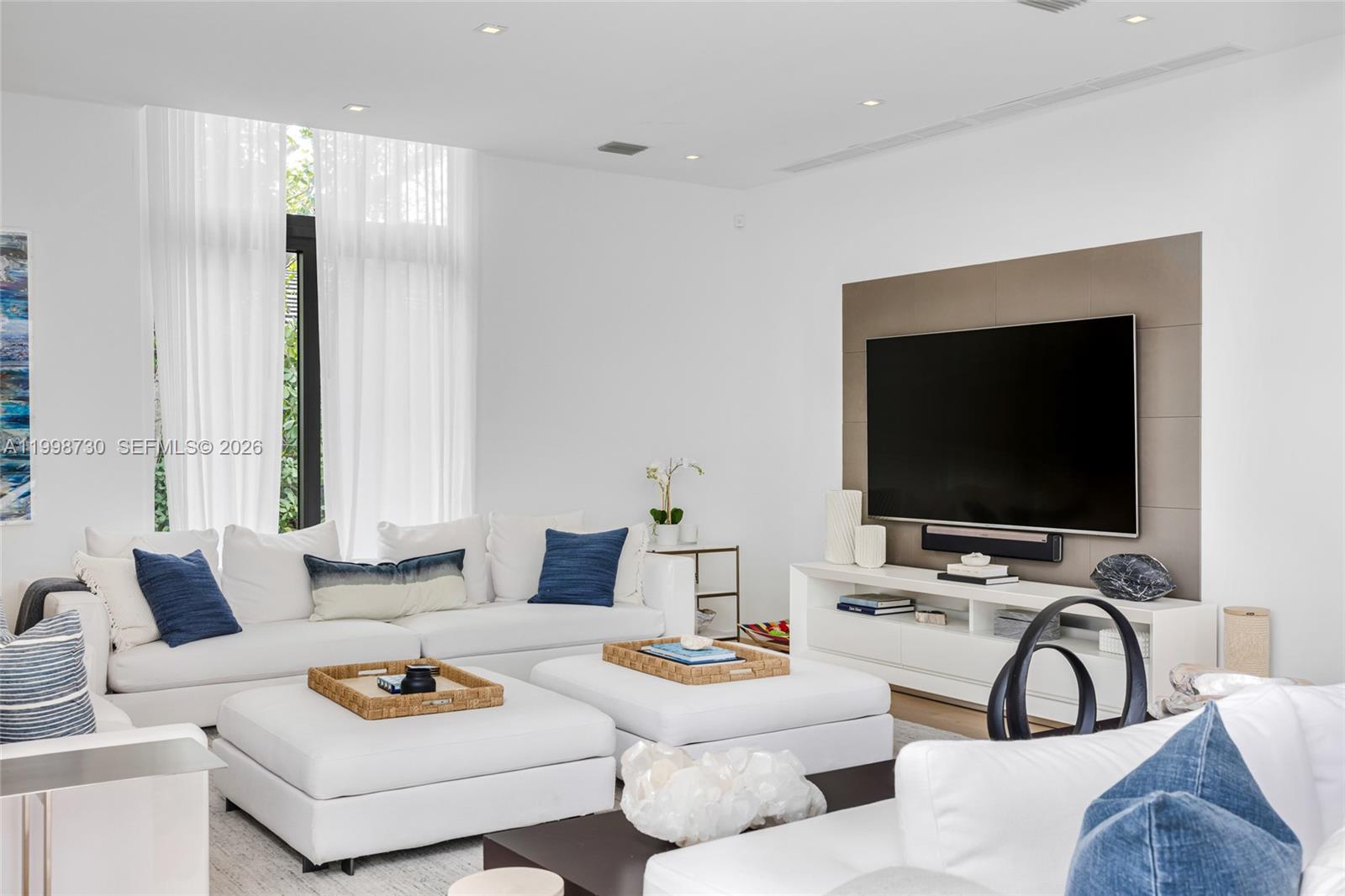 NAUTILUS EXTENSION 4TH - Residential