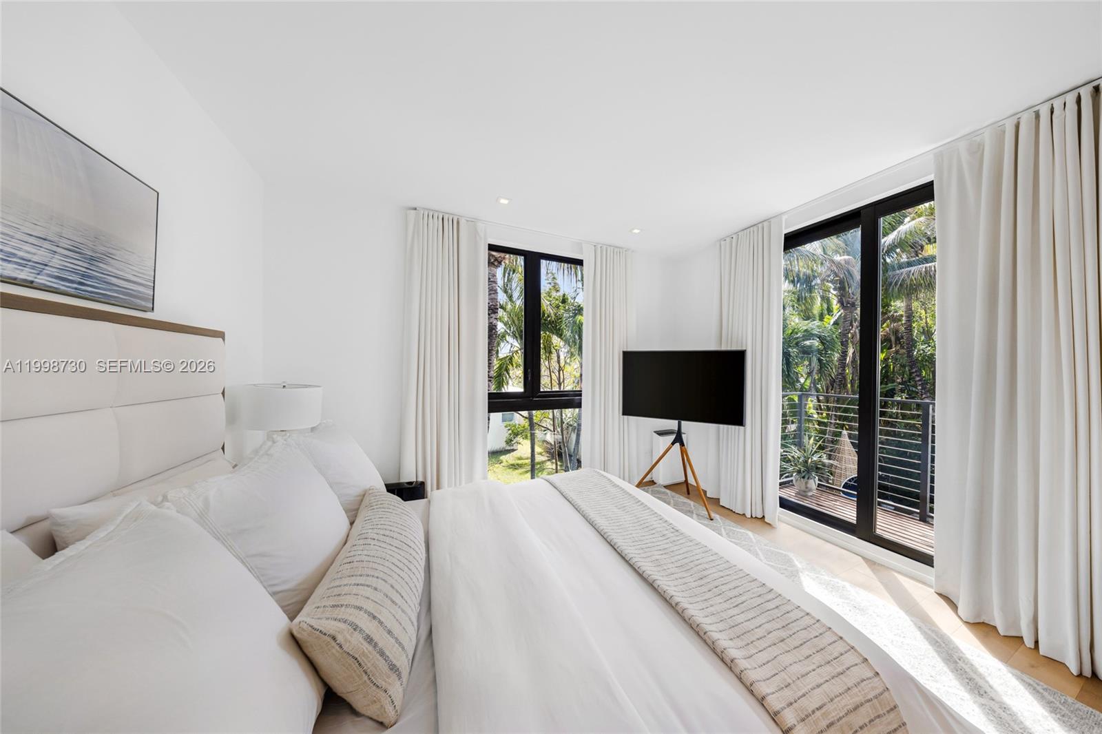 NAUTILUS EXTENSION 4TH - Residential