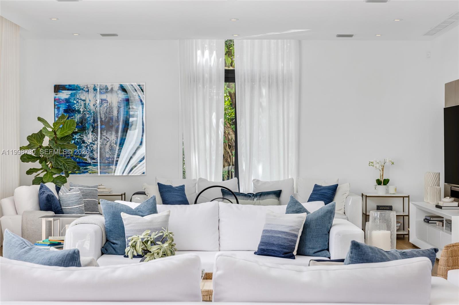 NAUTILUS EXTENSION 4TH - Residential