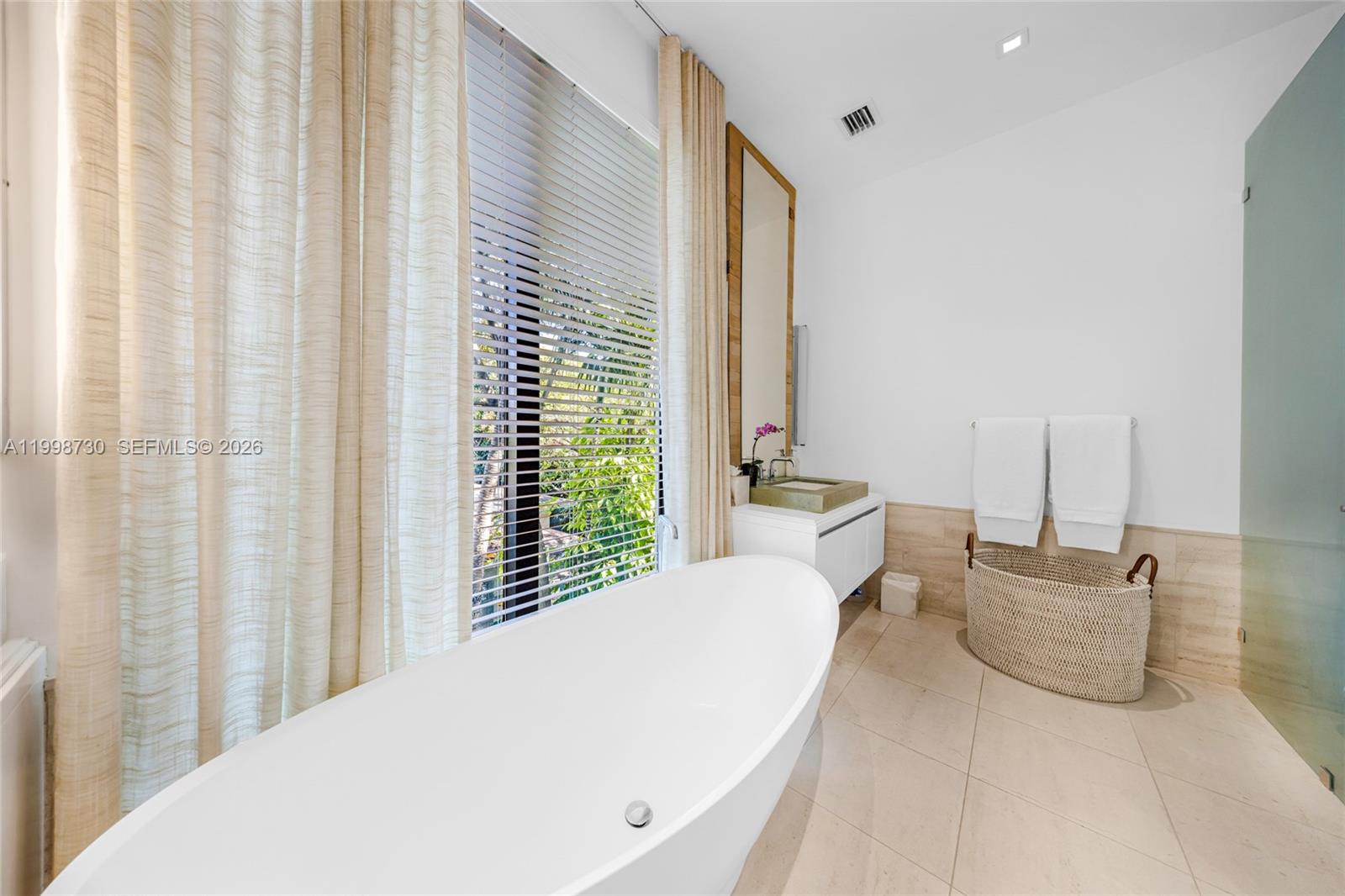 NAUTILUS EXTENSION 4TH - Residential