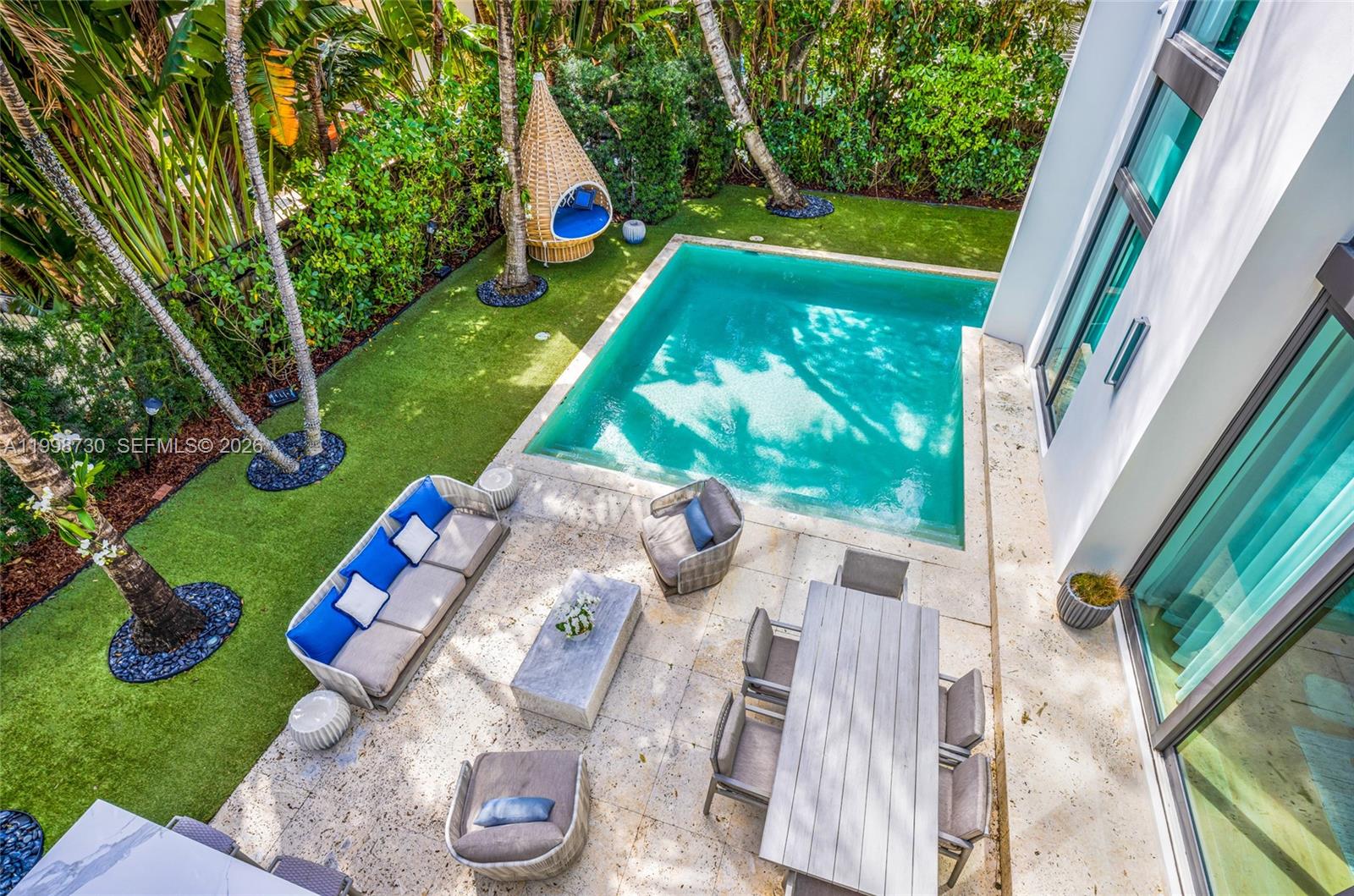 NAUTILUS EXTENSION 4TH - Residential