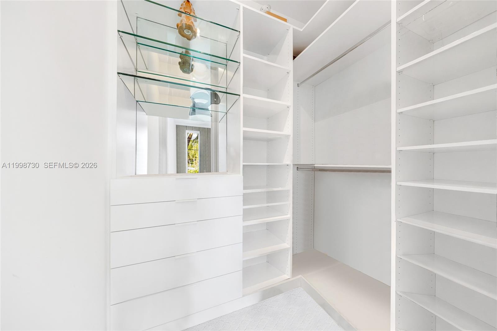 NAUTILUS EXTENSION 4TH - Residential