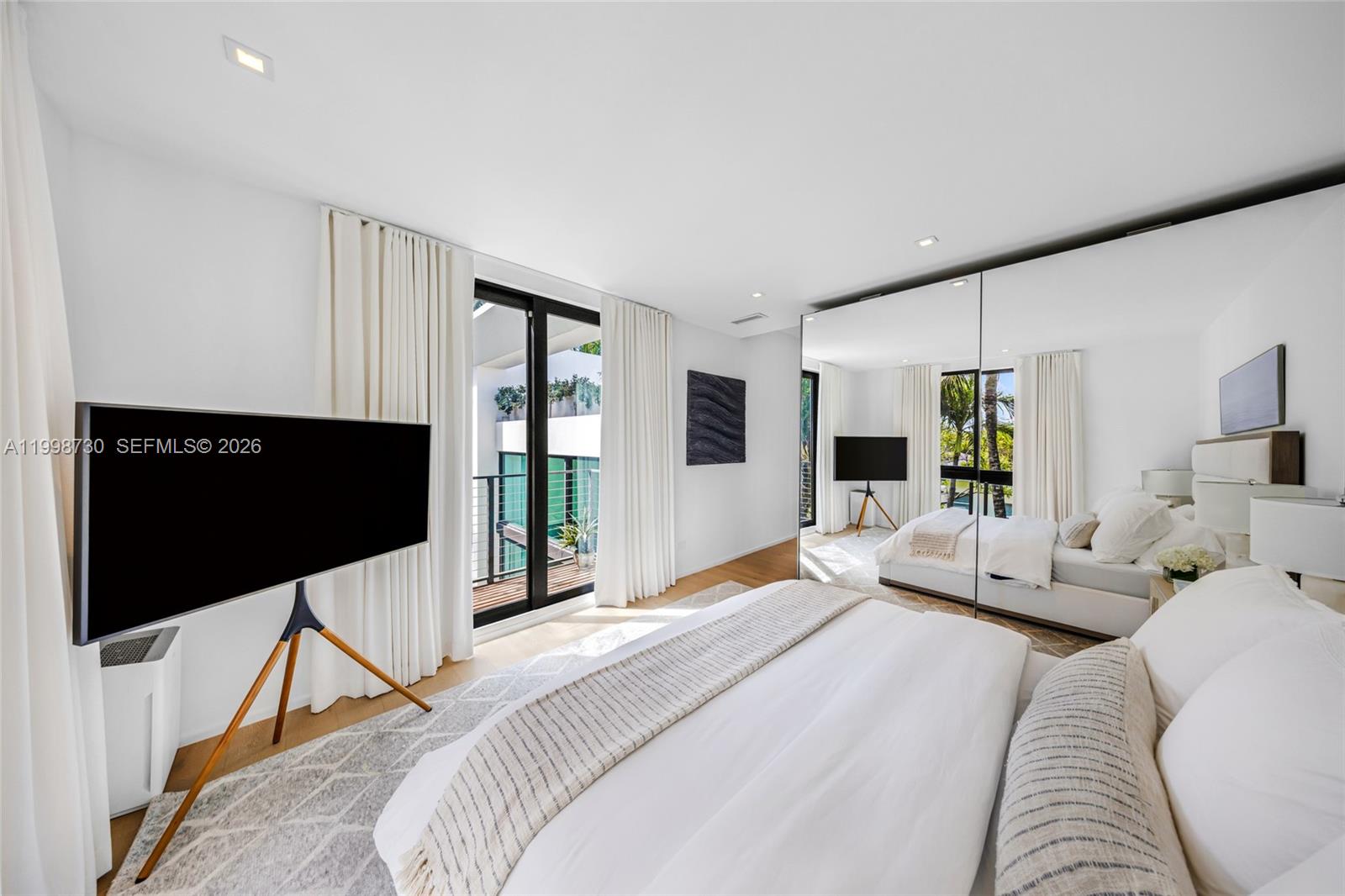 NAUTILUS EXTENSION 4TH - Residential