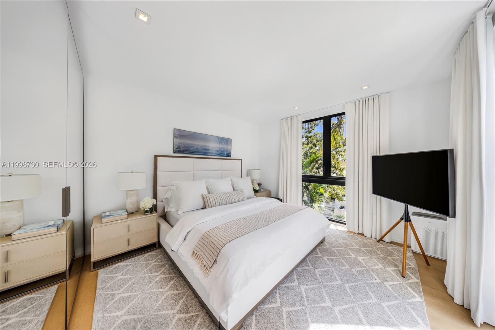 NAUTILUS EXTENSION 4TH - Residential