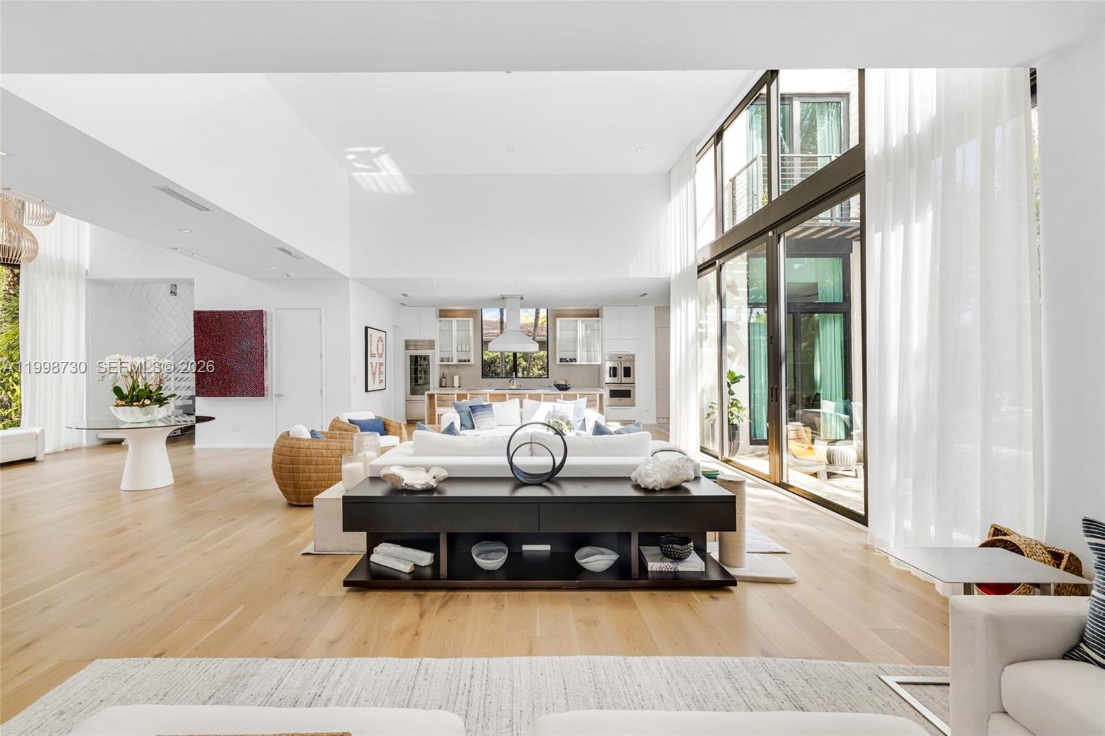 NAUTILUS EXTENSION 4TH - Residential