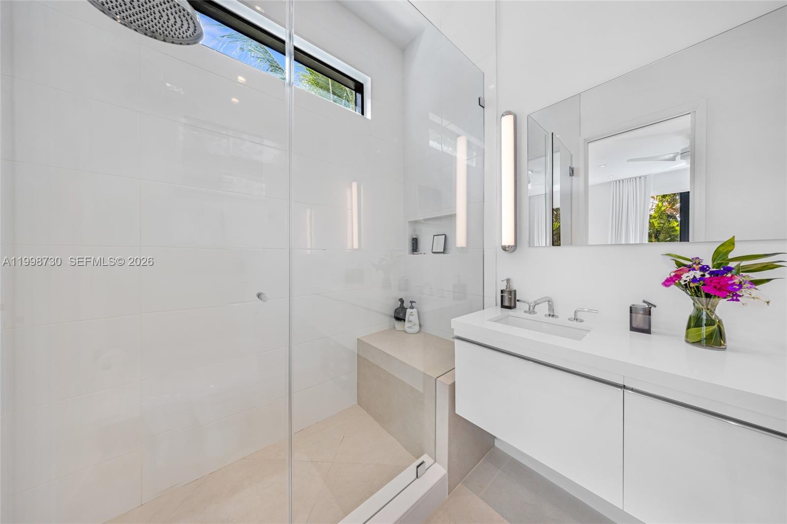 NAUTILUS EXTENSION 4TH - Residential