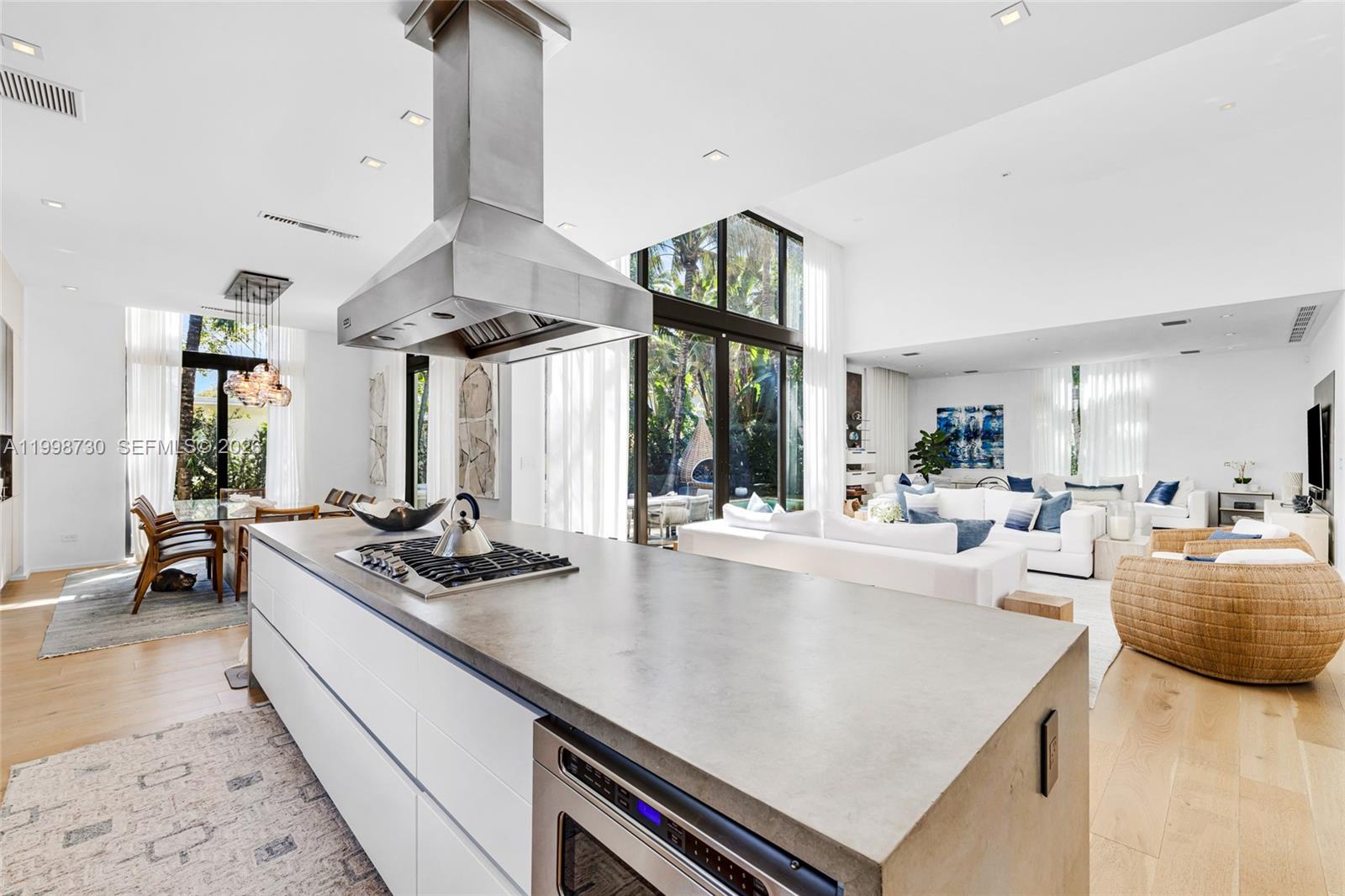 NAUTILUS EXTENSION 4TH - Residential