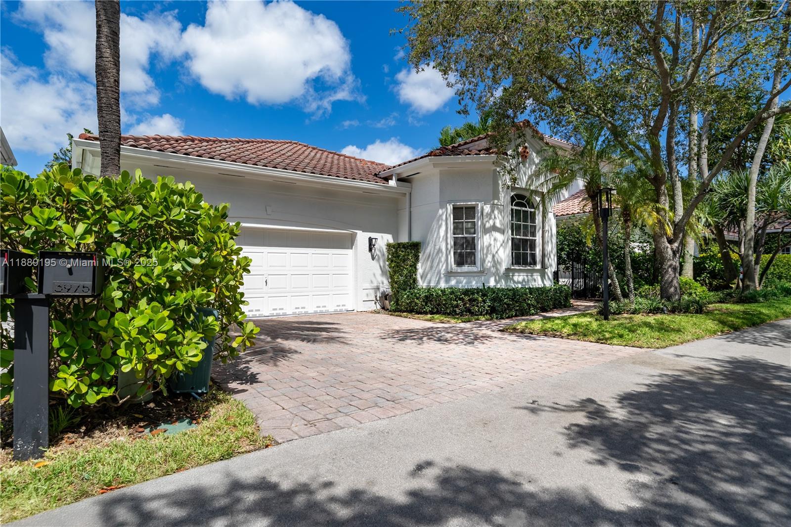 GOLDEN GATE ESTATES - Residential Lease