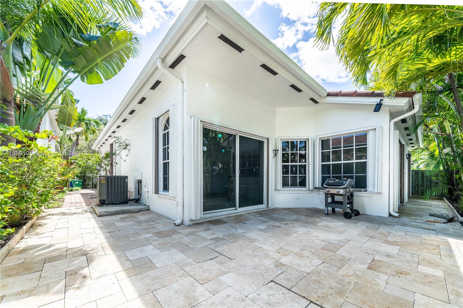 GOLDEN GATE ESTATES - Residential Lease