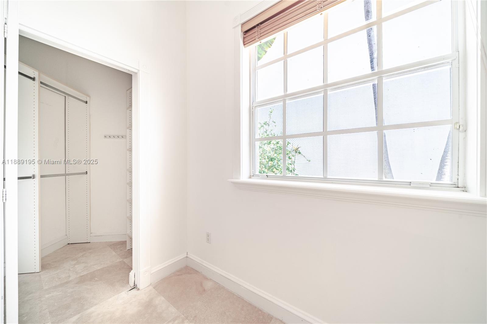 GOLDEN GATE ESTATES - Residential Lease