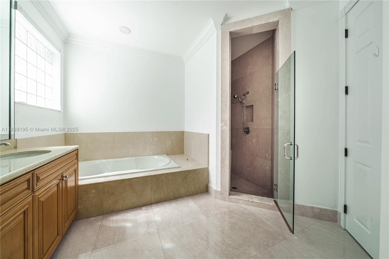 GOLDEN GATE ESTATES - Residential Lease