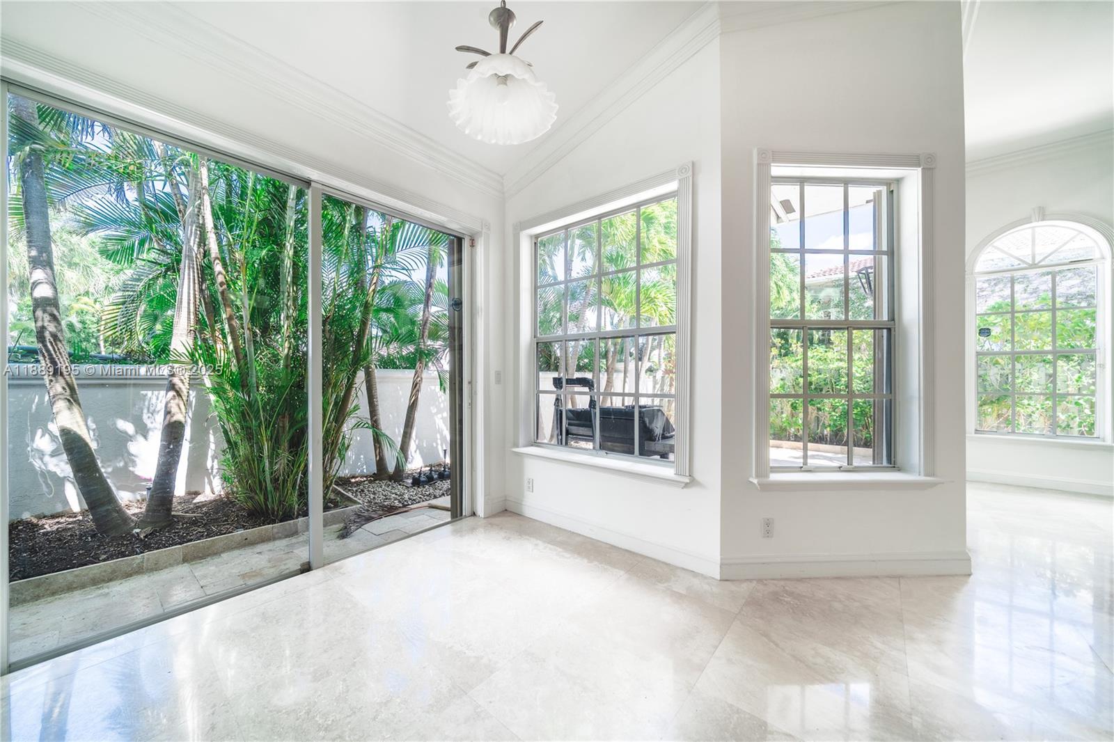 GOLDEN GATE ESTATES - Residential Lease