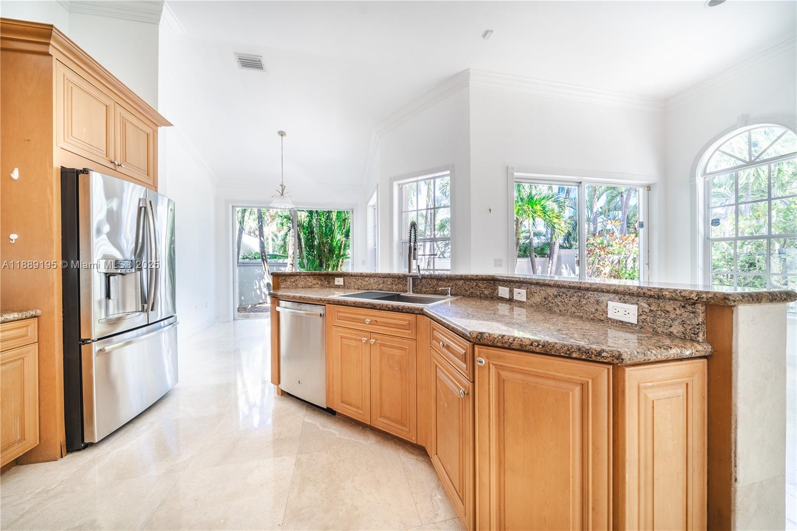 GOLDEN GATE ESTATES - Residential Lease