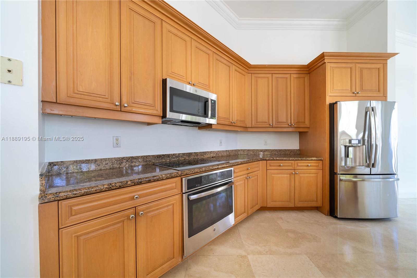 GOLDEN GATE ESTATES - Residential Lease