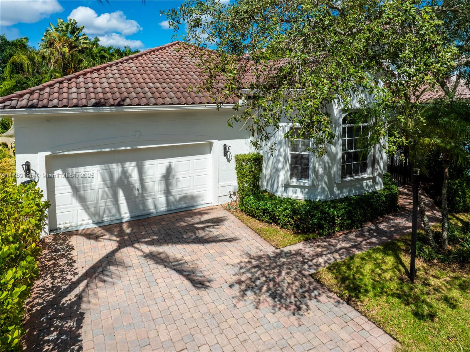 GOLDEN GATE ESTATES - Residential Lease