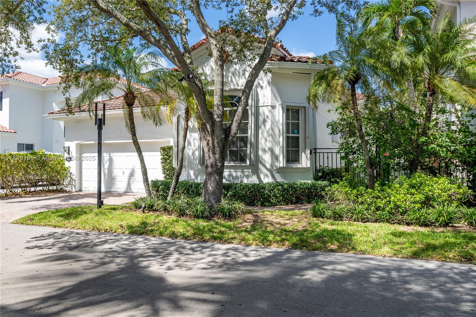 GOLDEN GATE ESTATES - Residential Lease