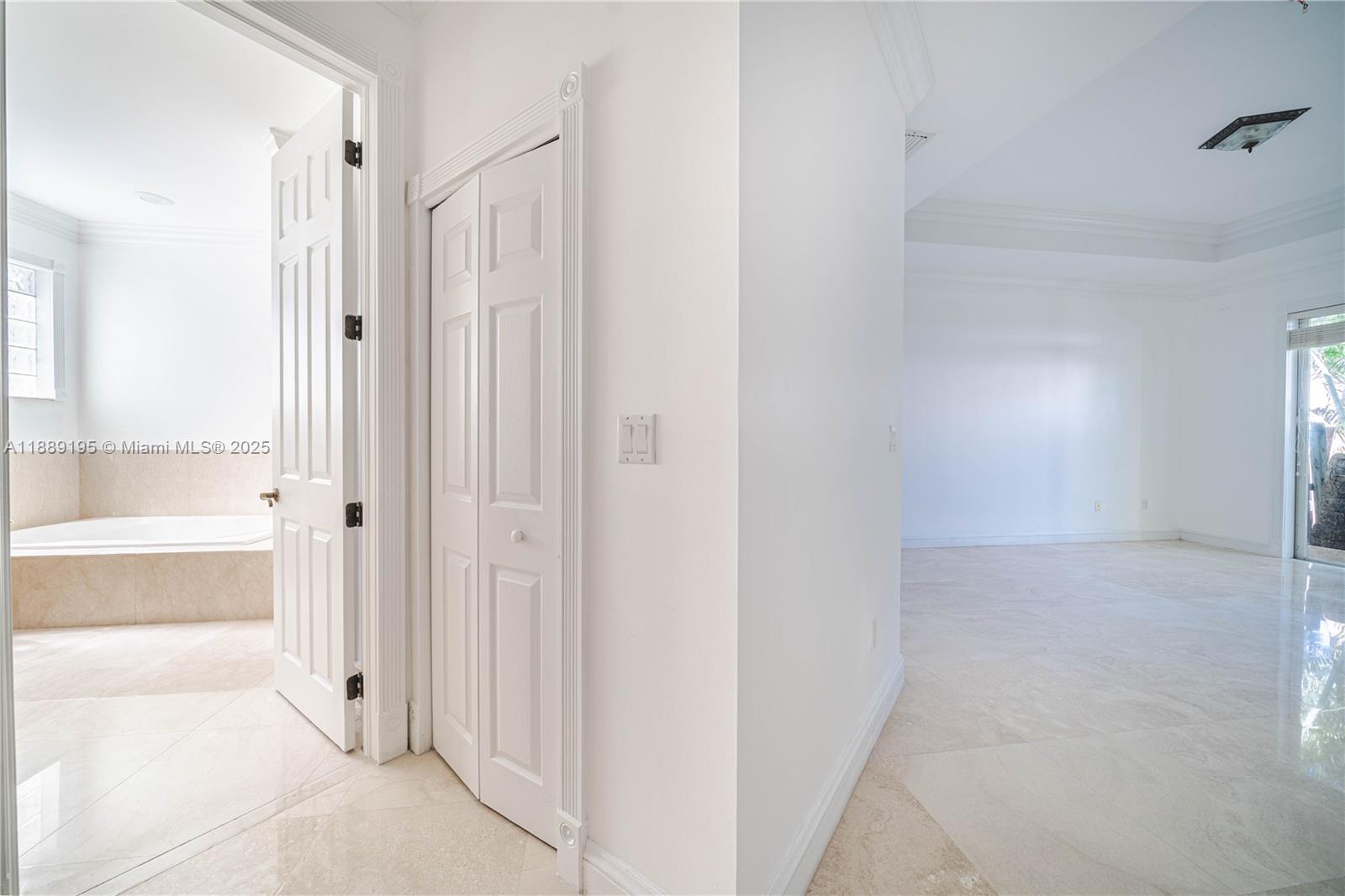 GOLDEN GATE ESTATES - Residential Lease