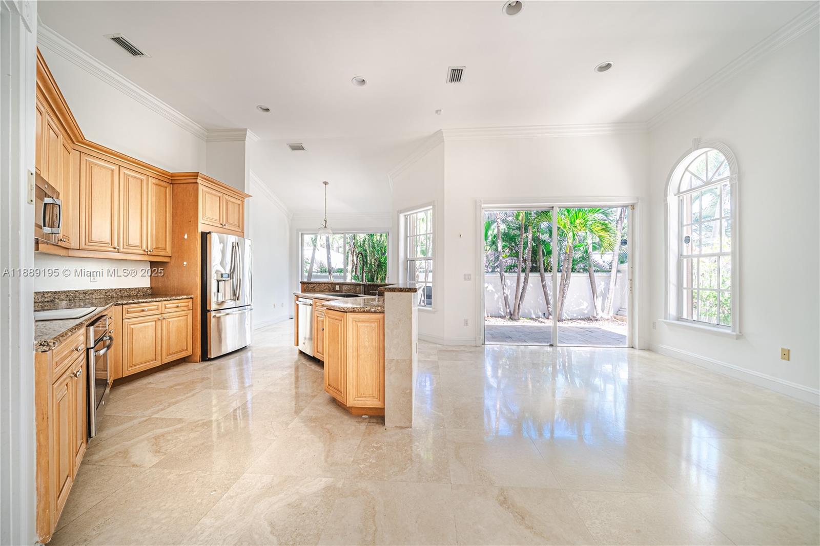 GOLDEN GATE ESTATES - Residential Lease