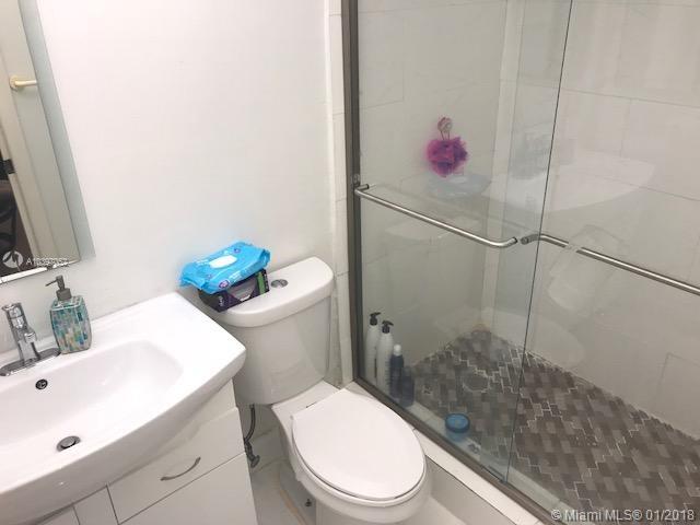 HORIZONS WEST CONDO #3 - Residential