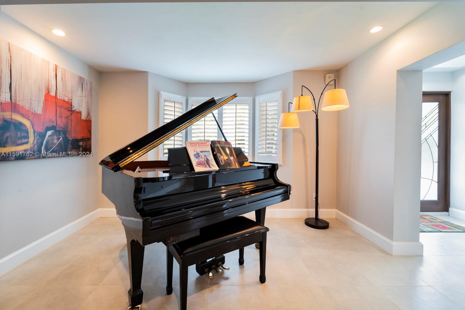 OLD CUTLER WOODS - Residential