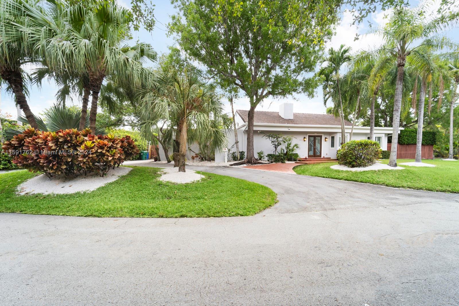 OLD CUTLER WOODS - Residential