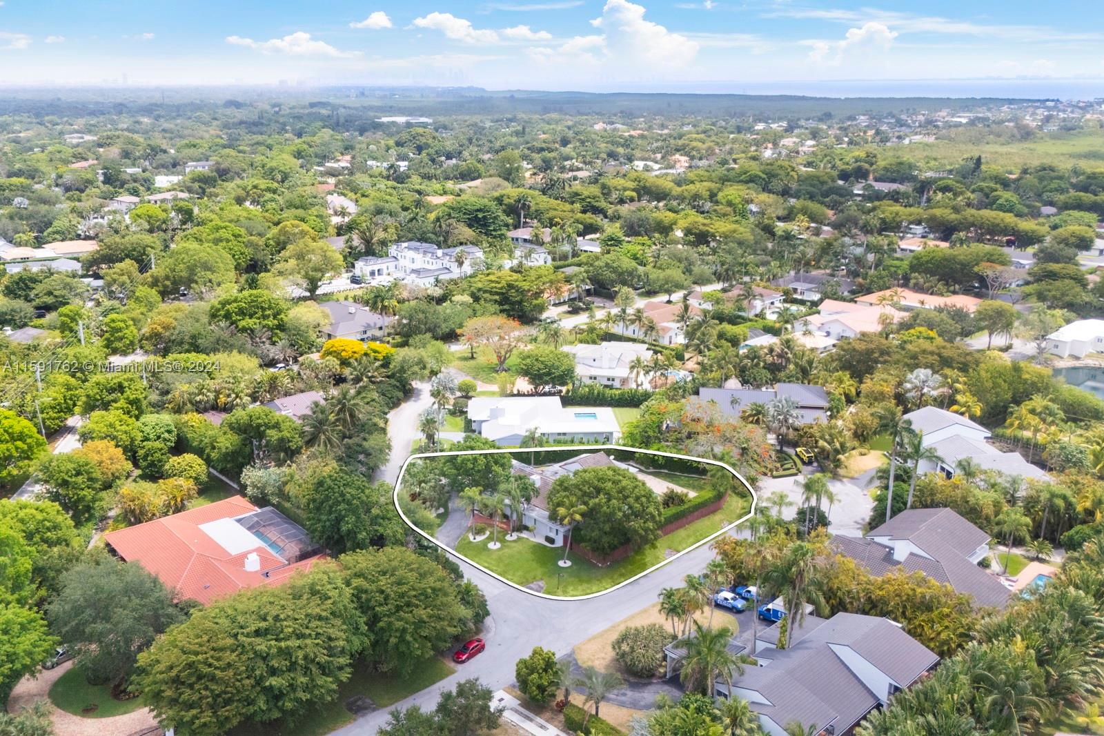 OLD CUTLER WOODS - Residential