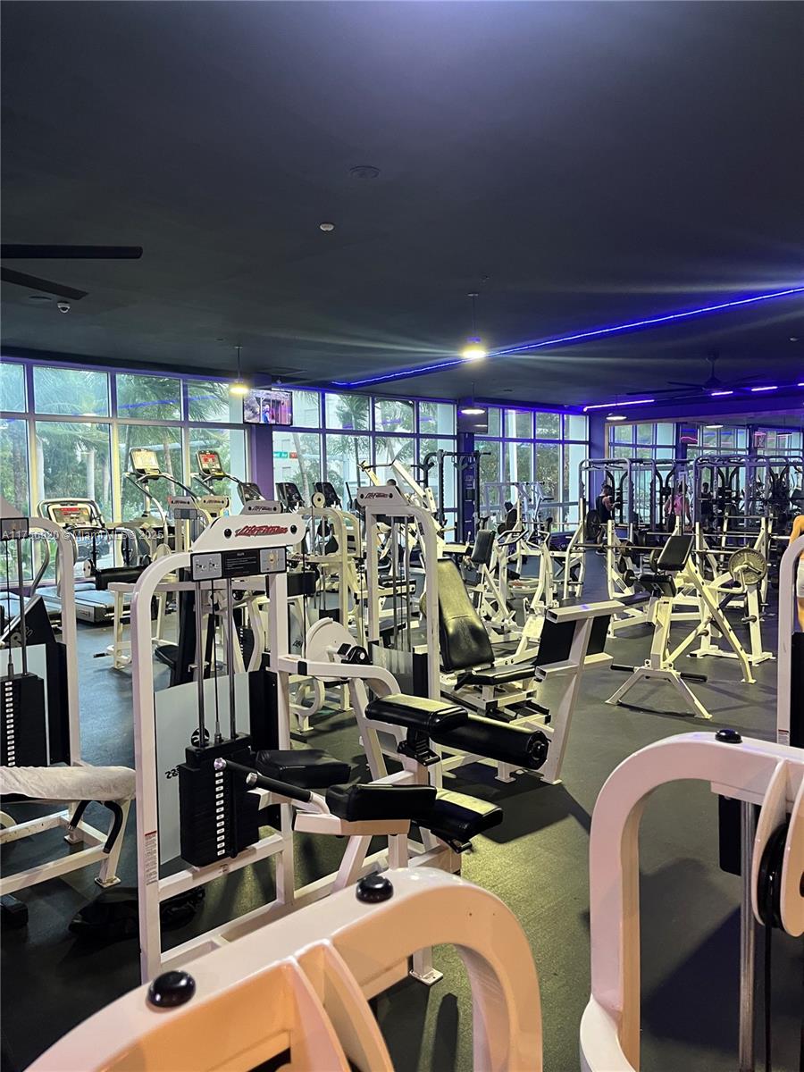 MIRADOR 1000 CONDO - Residential