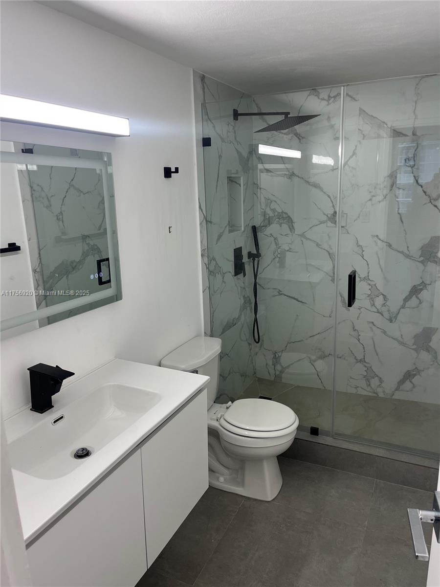 MIRADOR 1000 CONDO - Residential