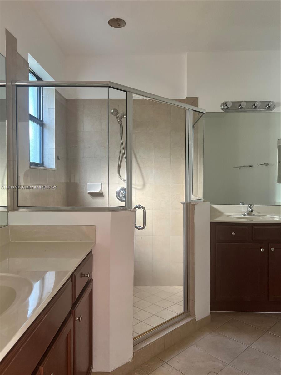 SUNSET RESIDENTIAL - Residential Lease